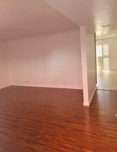 810 Edgewood St in Inglewood, CA - Building Photo - Building Photo