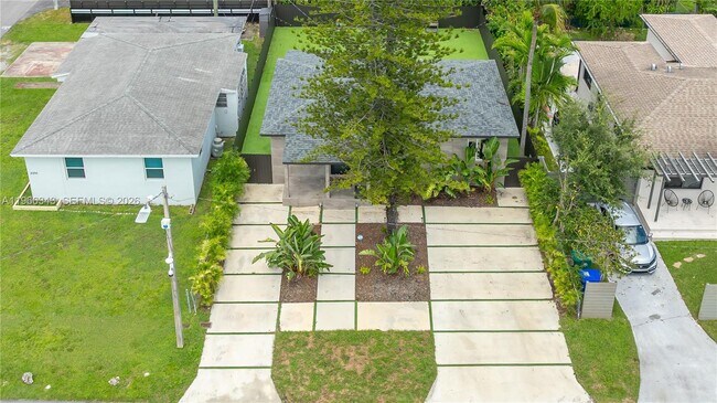 3381 Florida Ave in Miami, FL - Building Photo - Building Photo