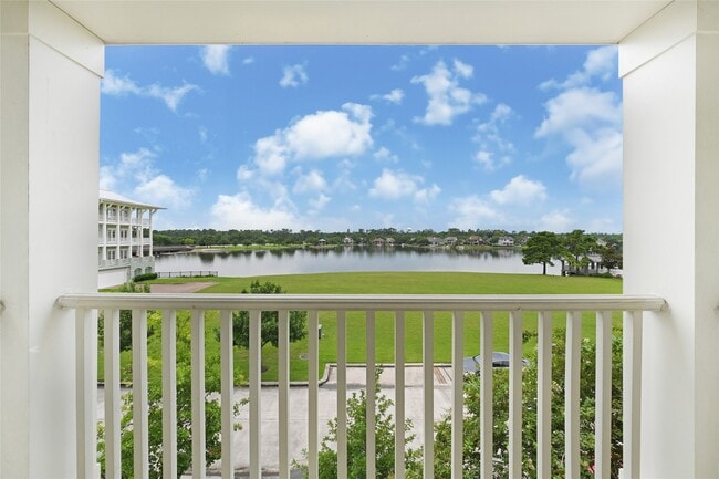 property at 194 W Breezy Way