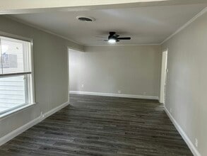 209 Pendleton St in Farmersville, TX - Building Photo - Building Photo