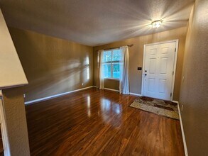 18801 E Linvale Cir in Aurora, CO - Building Photo - Building Photo