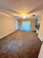 203 Priscilla Dr, Unit Entire Unit in Fort Walton Beach, FL - Building Photo - Building Photo