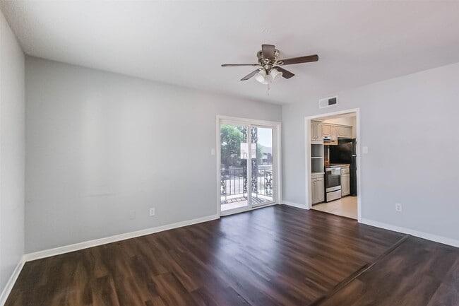 property at 5922 Fairdale Ln