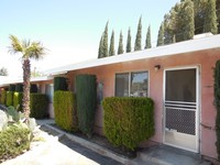 Antelope Lodge Apartments in Lancaster, CA - Foto de edificio - Building Photo