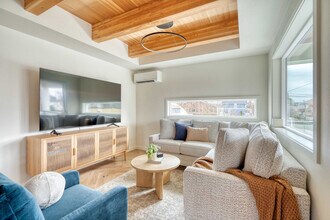 5016 NE 26th Ave in Portland, OR - Building Photo - Building Photo