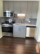 720 Barron Blvd-Unit -C in Grayslake, IL - Building Photo - Building Photo