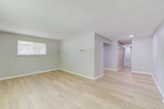 4063 Esseldale Dr in St. Ann, MO - Building Photo - Building Photo