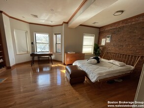 71 Gainsborough St, Unit #201 in Boston, MA - Foto de edificio - Building Photo