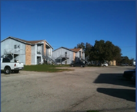 TEX Villas in Giddings, TX - Building Photo - Building Photo