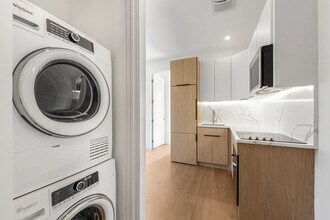 141 Second Avenue in New York, NY - Building Photo - Building Photo