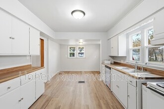 607 W Grand Ave in Lima, OH - Building Photo - Building Photo