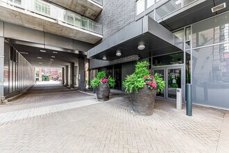 478 King St W in Toronto, ON - Building Photo - Building Photo