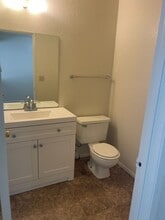 835 Shiloh Ct in Redding, CA - Building Photo - Building Photo