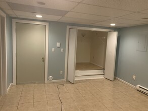 4 Pinecrest Rd in New Paltz, NY - Building Photo - Building Photo