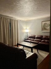 81 Kibbee St in Mount Clemens, MI - Building Photo - Building Photo