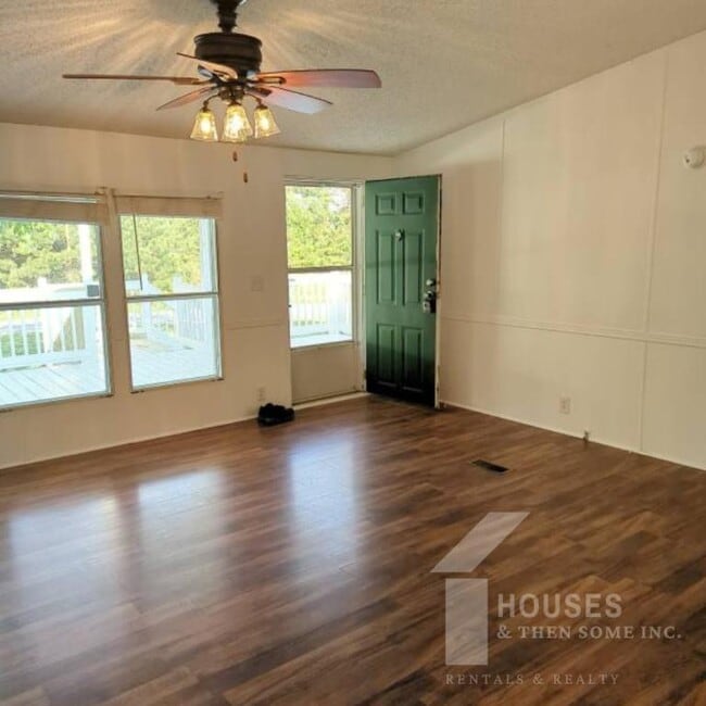 515 McKinney Rd in Simpsonville, SC - Building Photo - Building Photo