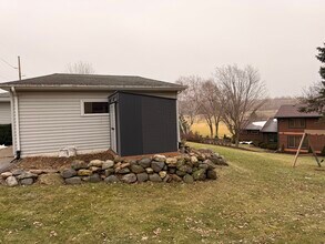 5039 W Clayton Rd in Fitchburg, WI - Building Photo - Building Photo