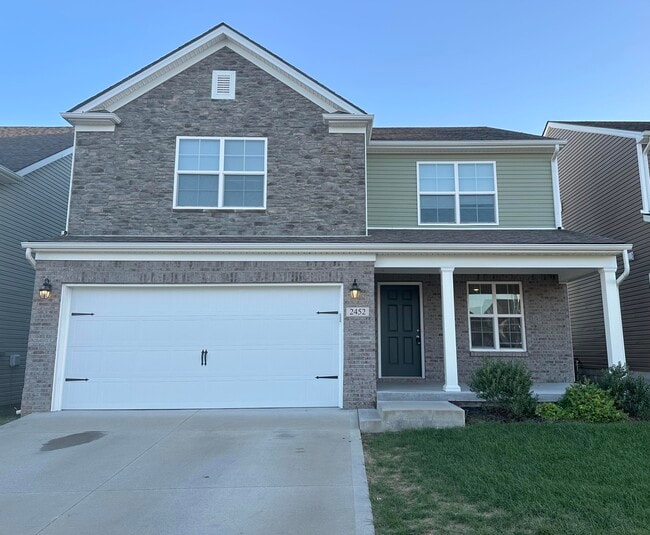 2452 Feathersound Wy