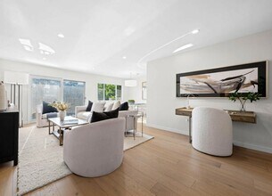 266 S Madison Ave in Pasadena, CA - Building Photo - Building Photo