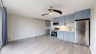 1650 Kanunu St in Honolulu, HI - Building Photo