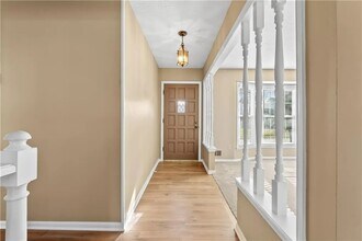 1502 SW 9th St in Lee's Summit, MO - Foto de edificio - Building Photo