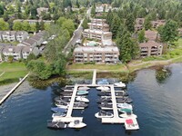 Lochmoore Shores Apartments in Redmond, WA - Foto de edificio - Building Photo