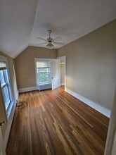 22 Clifton Rd, Unit 2 in Newton, MA - Foto de edificio - Building Photo