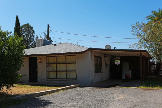 Geronimo in Tucson, AZ - Foto de edificio - Building Photo