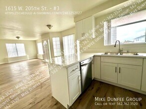 1615 W 205th St in Torrance, CA - Building Photo - Building Photo