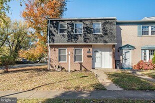 14790 Tamarack Pl in Woodbridge, VA - Building Photo