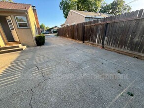 29 Southwood Dr in Woodland, CA - Building Photo - Building Photo