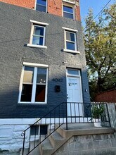 4042 Geneva St in Pittsburgh, PA - Building Photo - Building Photo