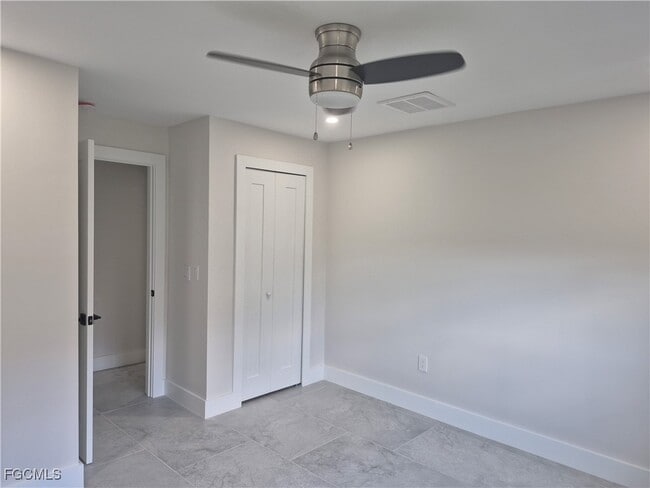 property at 3913 SE 11th Pl