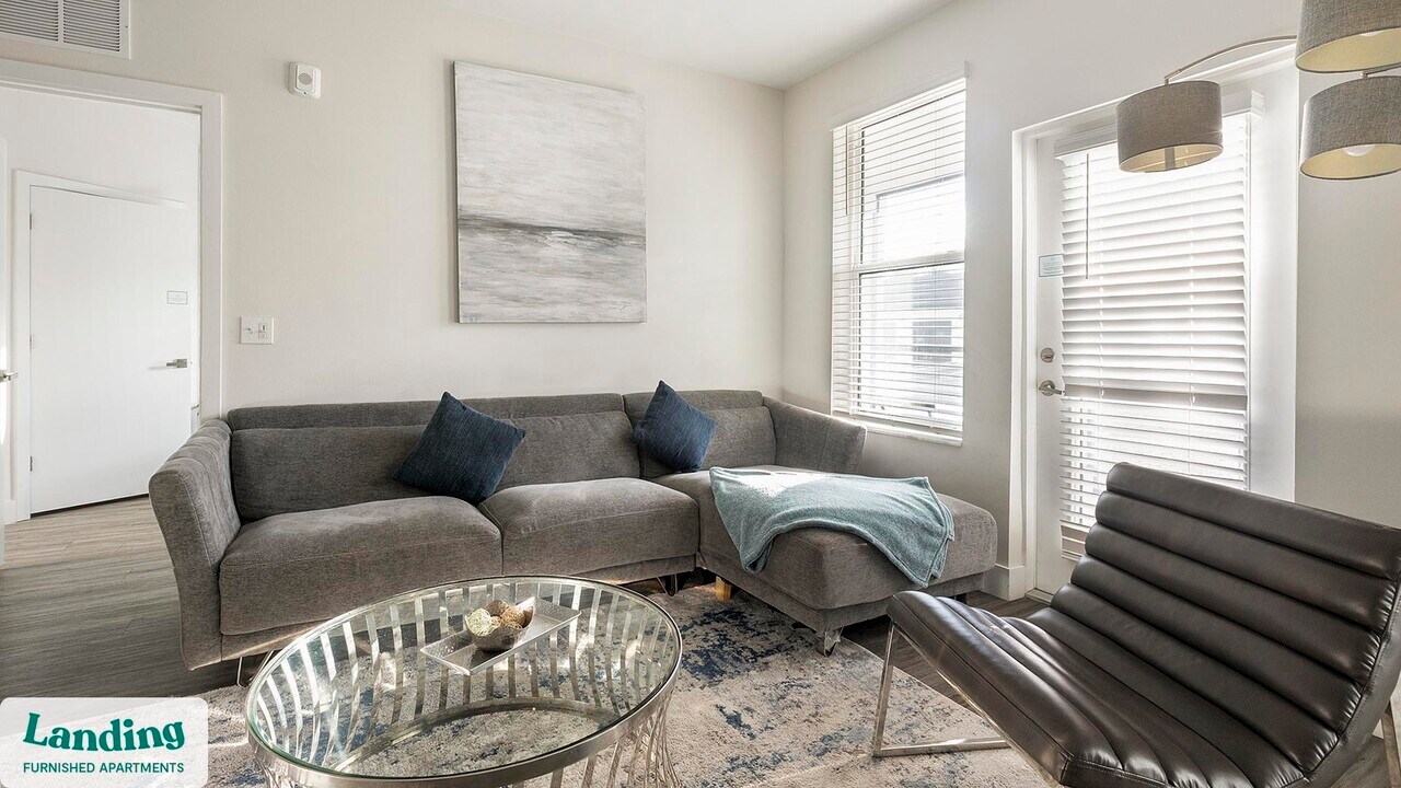 4950 W Prescott St in Tampa, FL - Building Photo