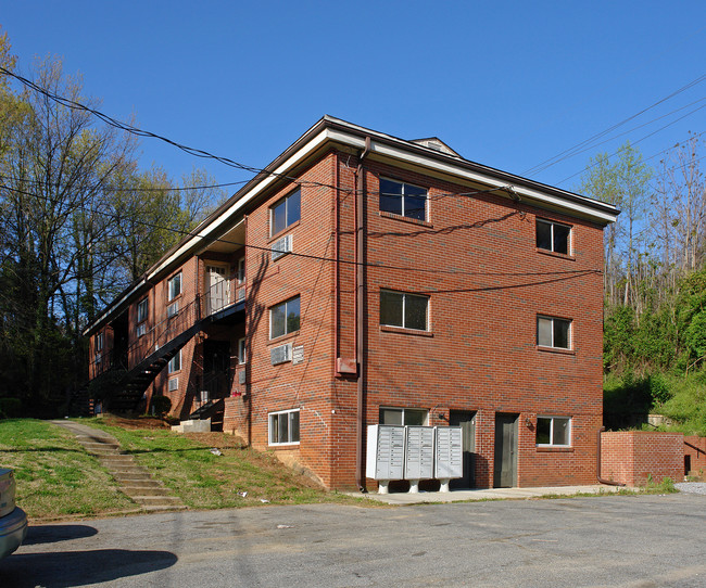 1631-1641 W Northwest Blvd in Winston-Salem, NC - Foto de edificio - Building Photo