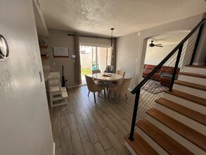 1051 S Dobson Rd in Mesa, AZ - Building Photo - Building Photo