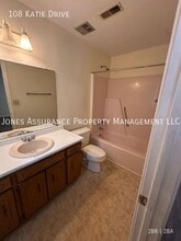 108 Katie Dr in Greenville, SC - Building Photo - Building Photo