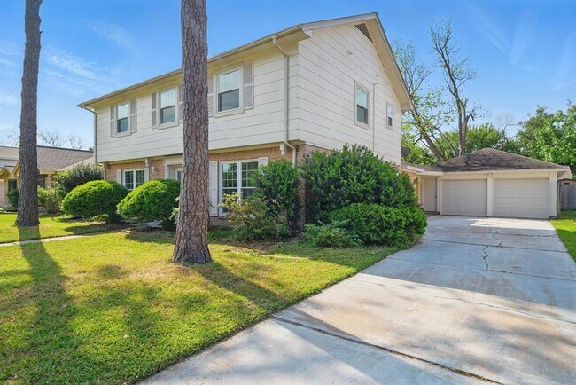 9711 Derrik Dr in Houston, TX - Building Photo - Building Photo