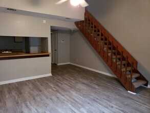 2196 Sandpiper St in Tallahassee, FL - Building Photo - Building Photo