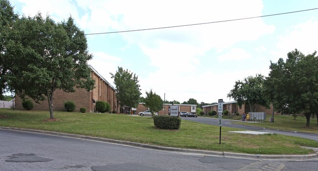 Thomasville Church Homes in Thomasville, NC - Foto de edificio - Building Photo