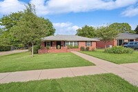 10464 Solta Dr in Dallas, TX - Foto de edificio - Building Photo