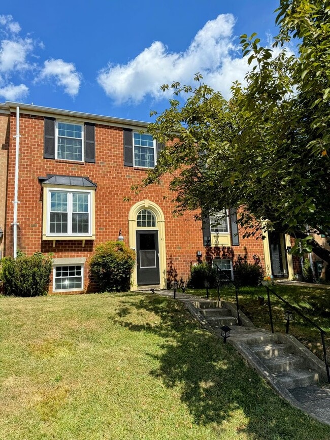 property at 41 Blondell Ct