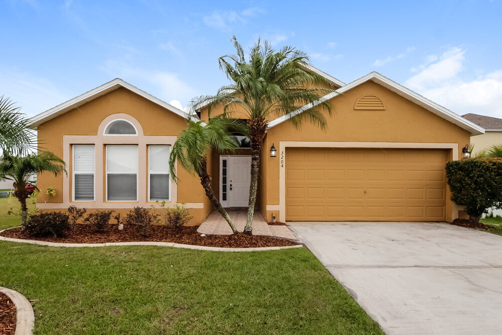 3204 Hunters Chase Loop in Kissimmee, FL - Building Photo