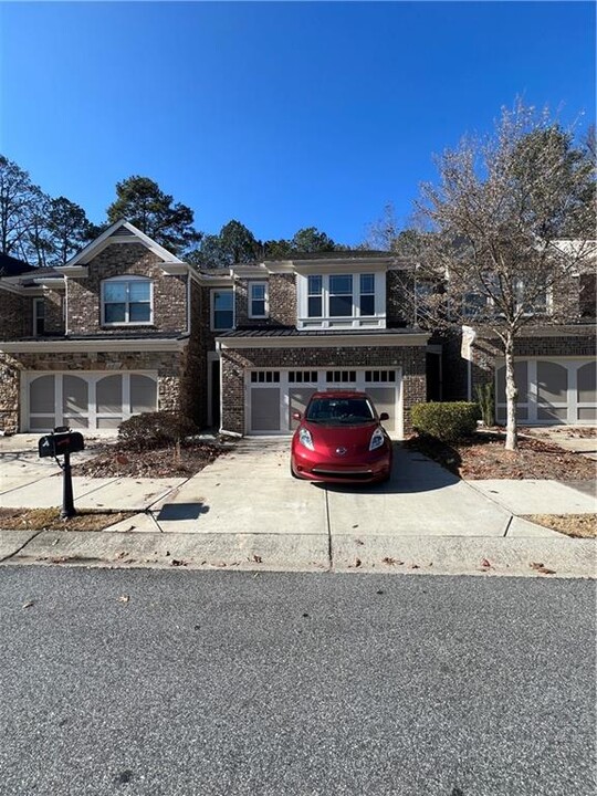 13366 Canary Ln in Alpharetta, GA - Foto de edificio