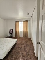 15112 Brown Ln in Victorville, CA - Building Photo