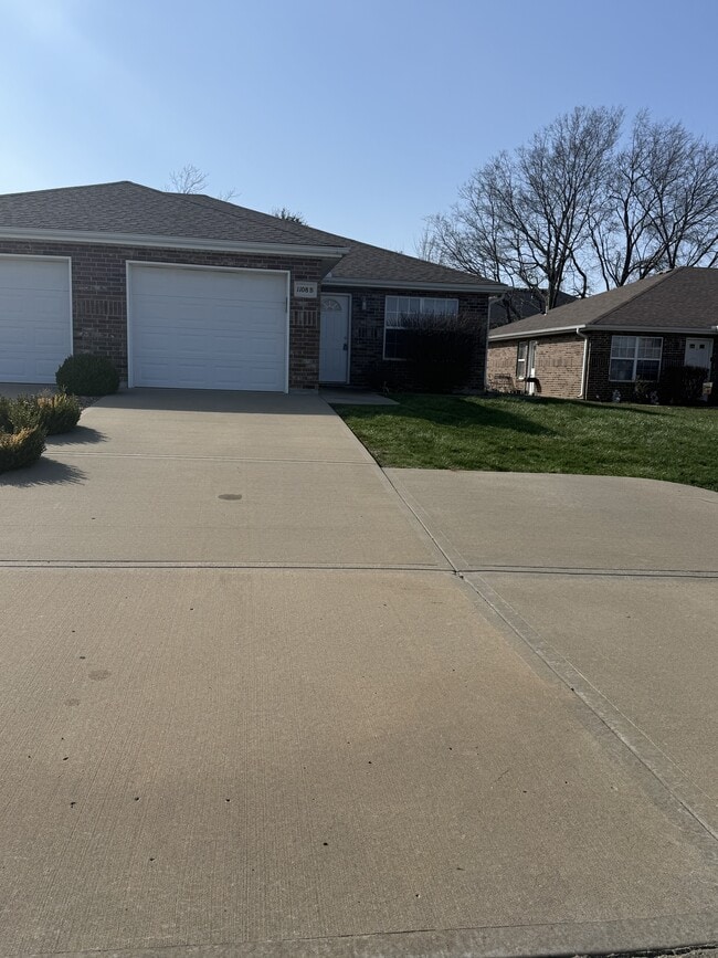 property at 1108 Kimmy Ln