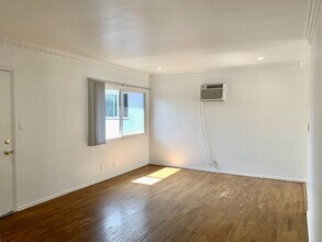 8871 18th St in Los Angeles, CA - Foto de edificio - Interior Photo