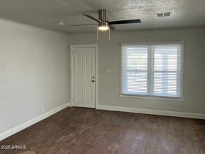 423 E Crescent Ave in Mesa, AZ - Building Photo - Building Photo