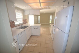 9743 Fox Hollow Rd in Tampa, FL - Building Photo - Building Photo