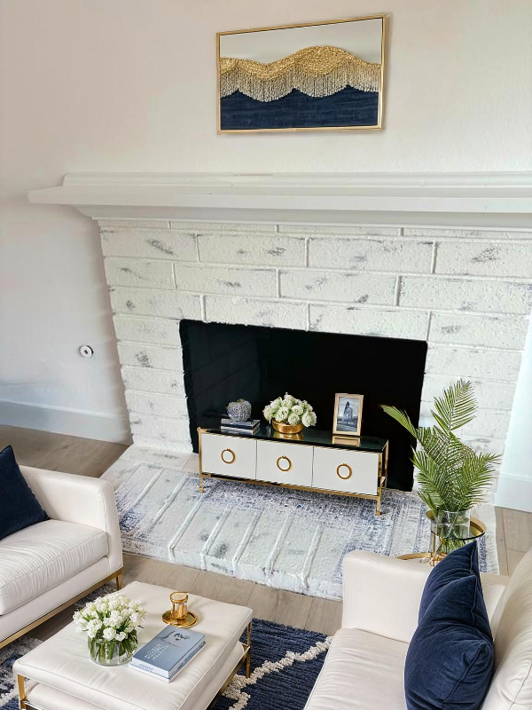 property at 17372 Dairyview Cir